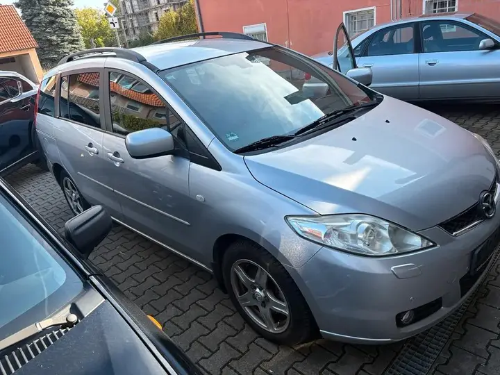 Mazda 5