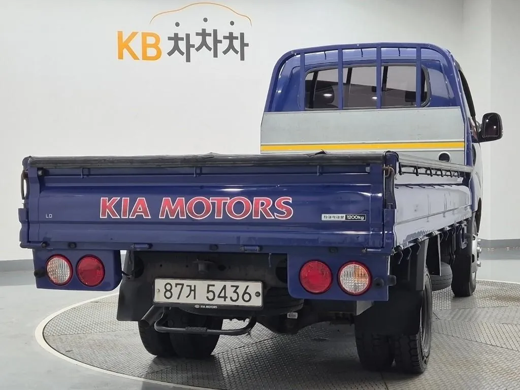 Kia Bongo 2018 photo 3