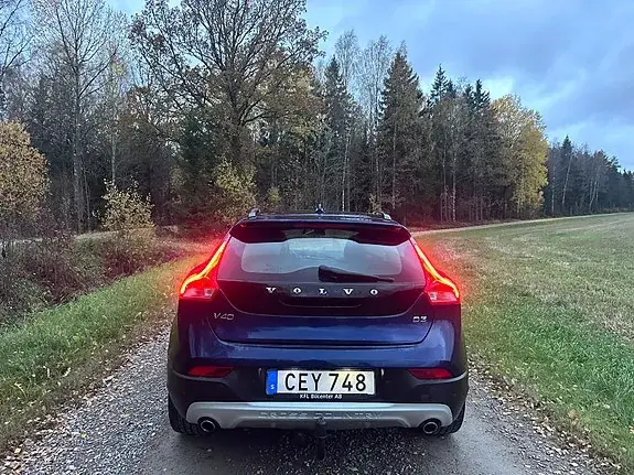 Volvo V40 Cross Country 2015 photo 4