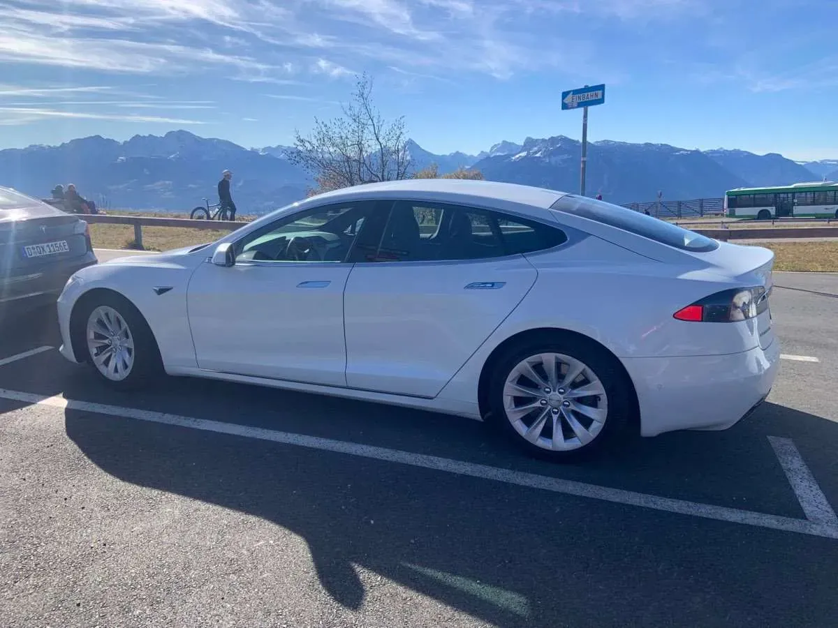 Tesla Model S