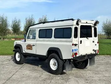 Land Rover Defender 1999 photo 2