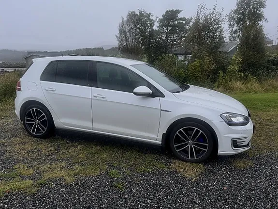 Volkswagen Golf 2016 photo 3