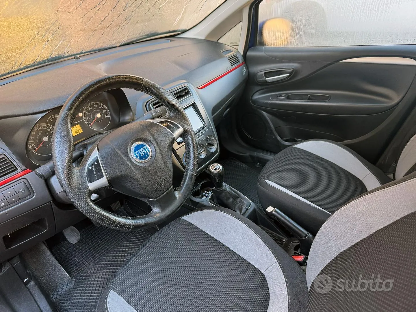 Fiat Punto 2007 photo 2