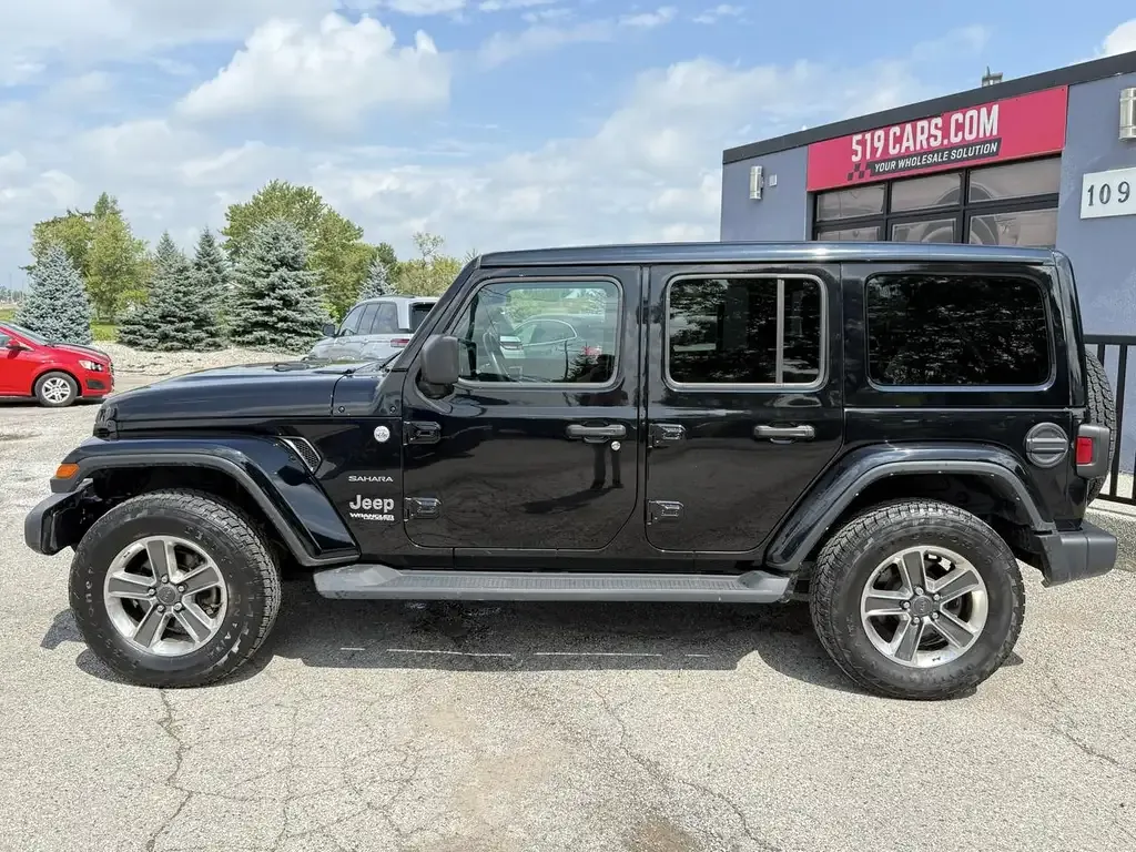 Jeep Wrangler 2021 photo 2