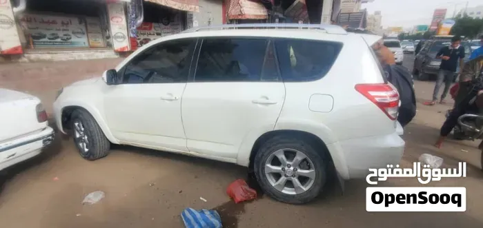 Toyota Rav 4 2013 photo 4