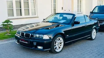BMW 320I