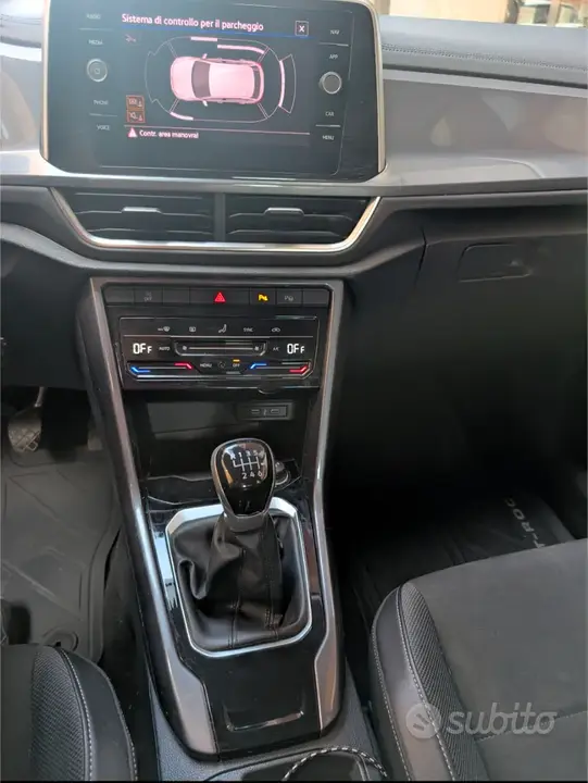 Volkswagen T-Roc 2022 photo 4