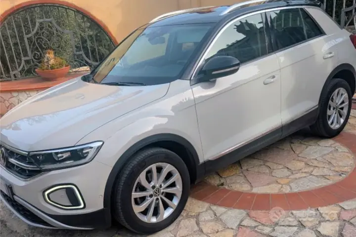 Volkswagen T-Roc 2022 photo 3