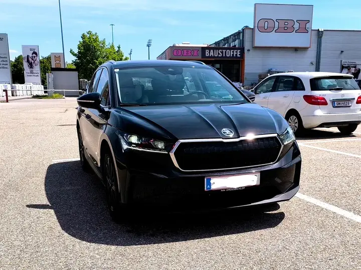 Skoda Enyaq 2022 photo 3