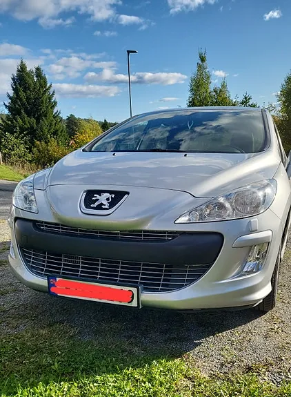 Peugeot 308 2010 photo 2