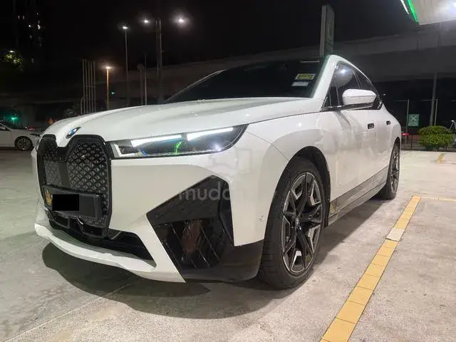 BMW Ix