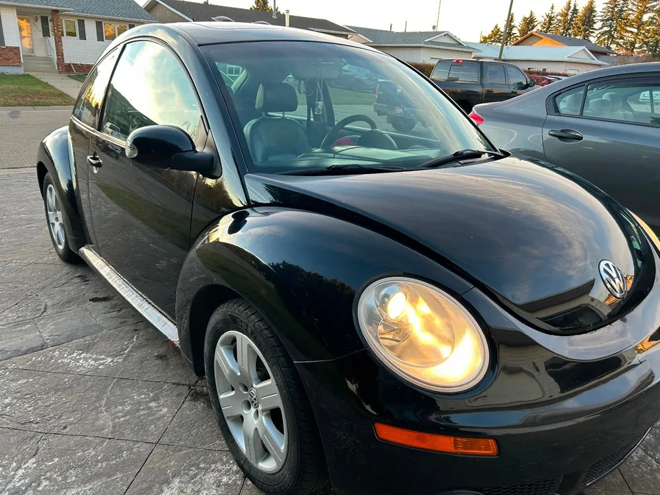 Volkswagen Beetle 2007 photo 2