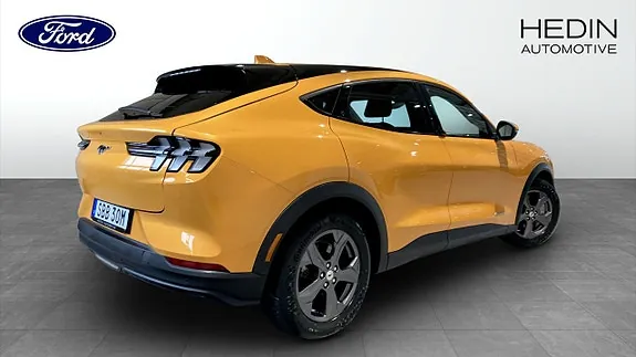 Ford Mustang Mach-E 2022 photo 2