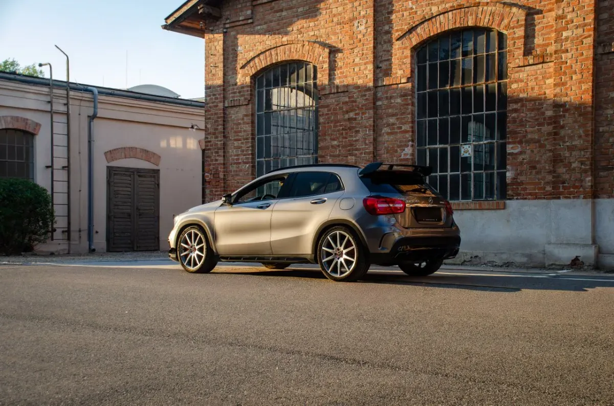 Mercedes-Benz Gla 2015 photo 2