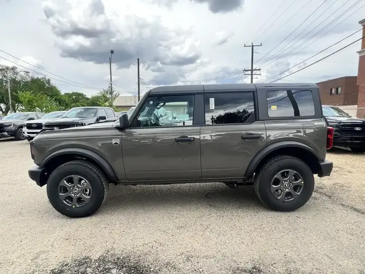 Ford Bronco 2026 photo 4