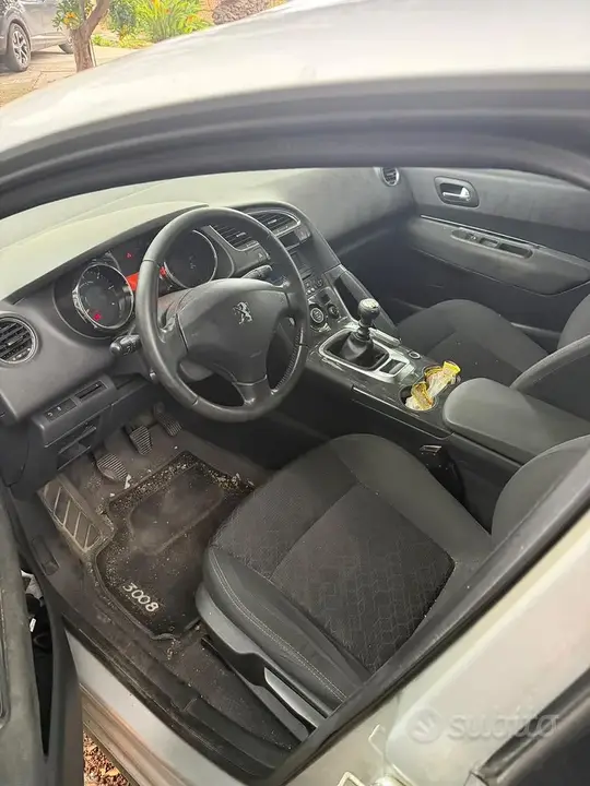 Peugeot 3008 2015 photo 5