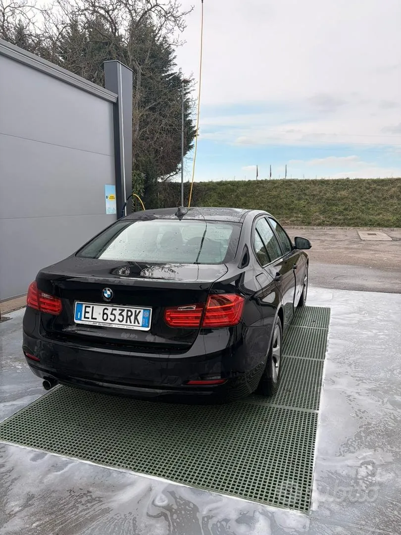 BMW 320D 2012 photo 3