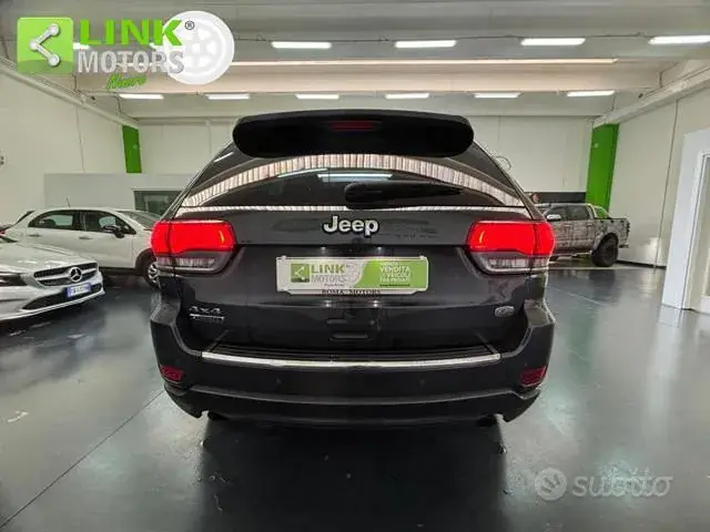 Jeep Grand Cherokee 2015 photo 4