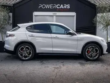 Alfa Romeo Stelvio 2025 photo 4