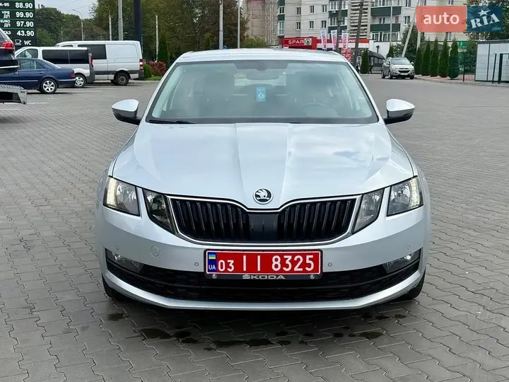 Skoda Octavia 2018 photo 5