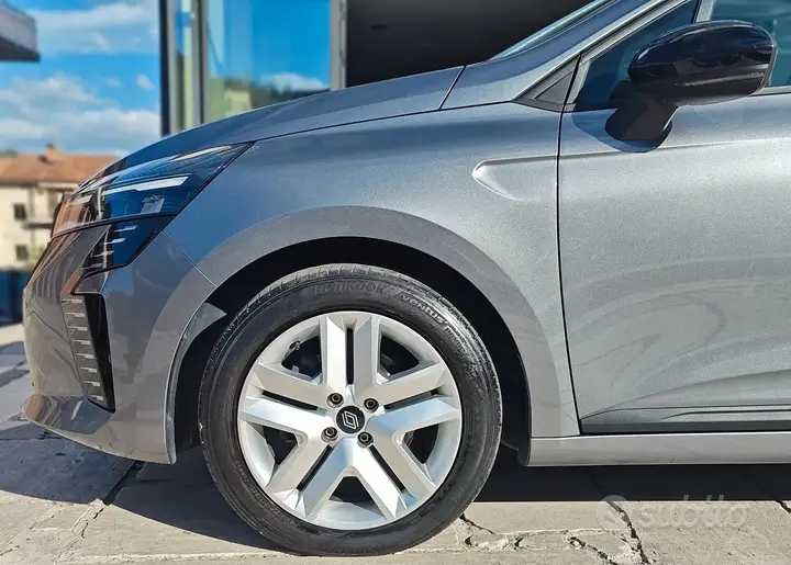 Renault Clio 2025 photo 4