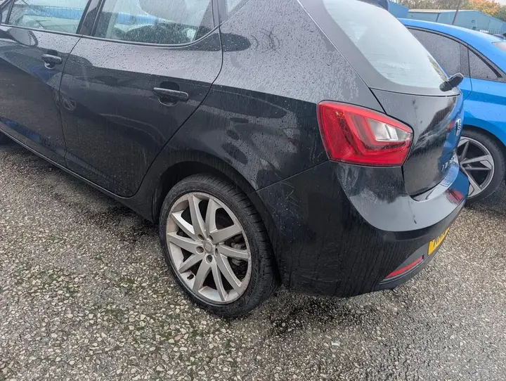 Seat Ibiza 2013 photo 3