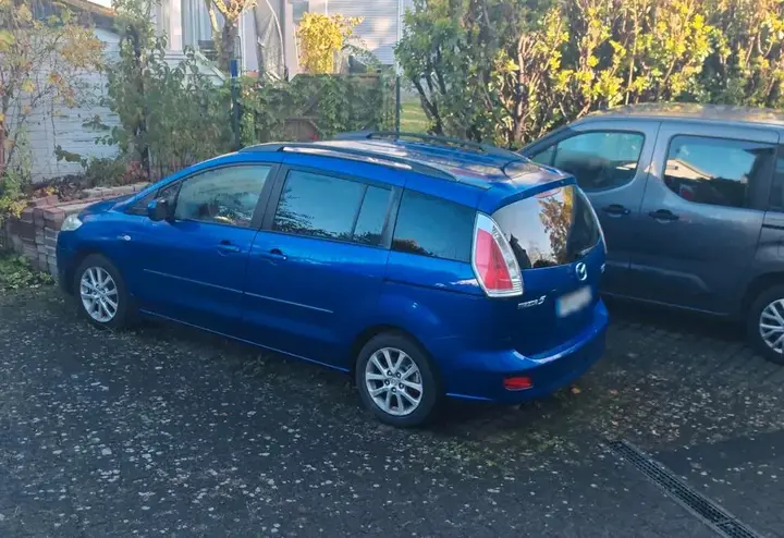 Mazda 5