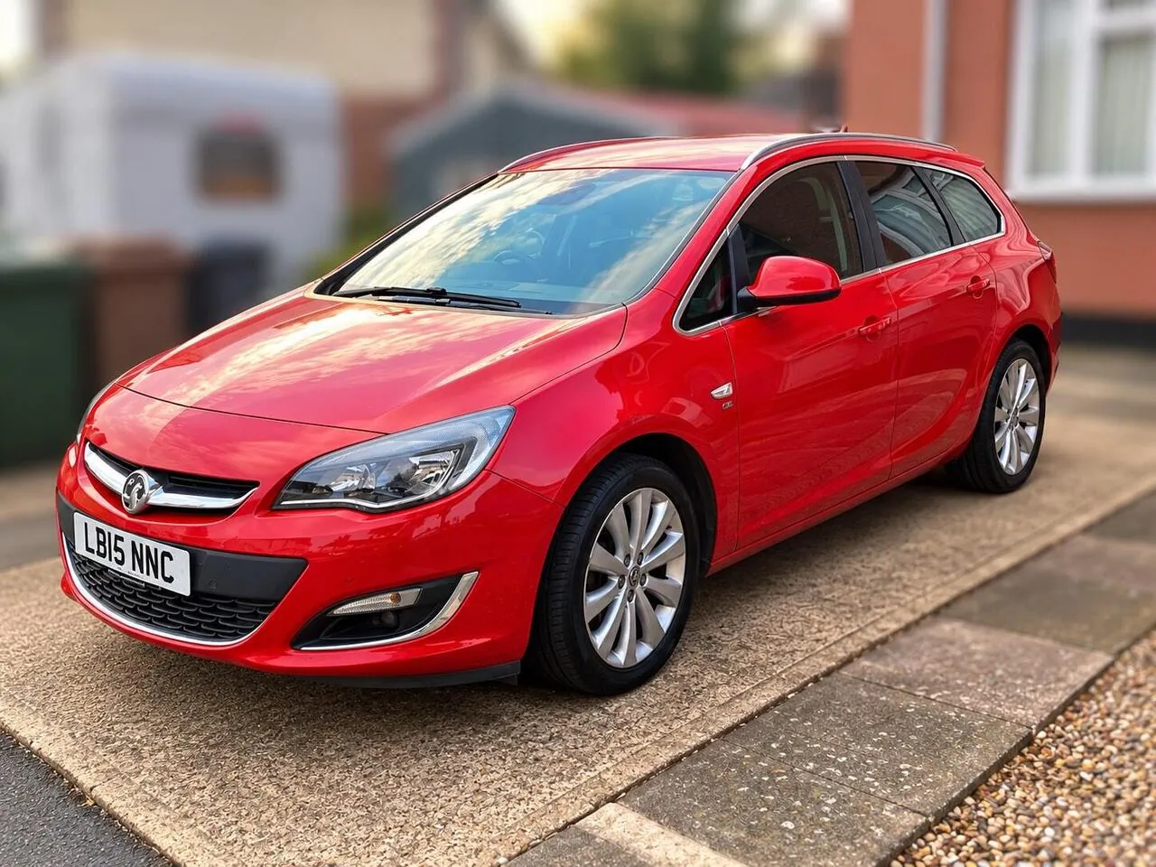 Vauxhall Astra 2015 photo 3