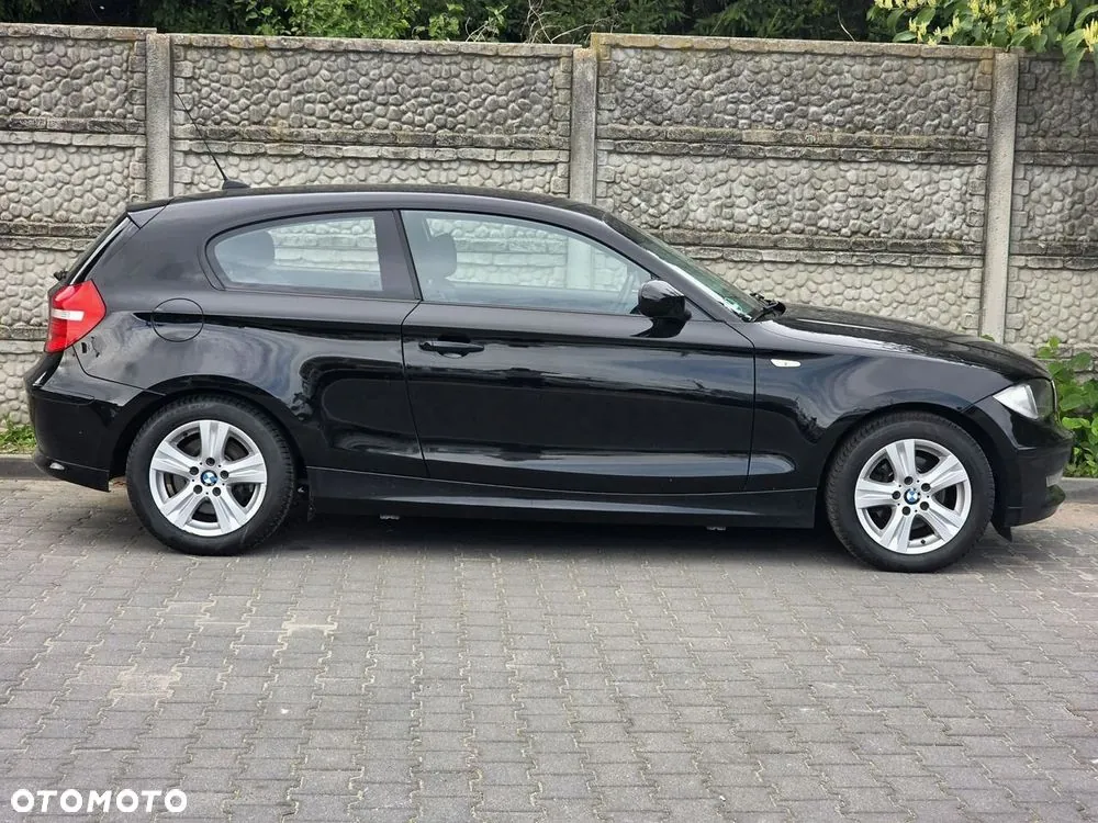 BMW 1 Series 2012 photo 5