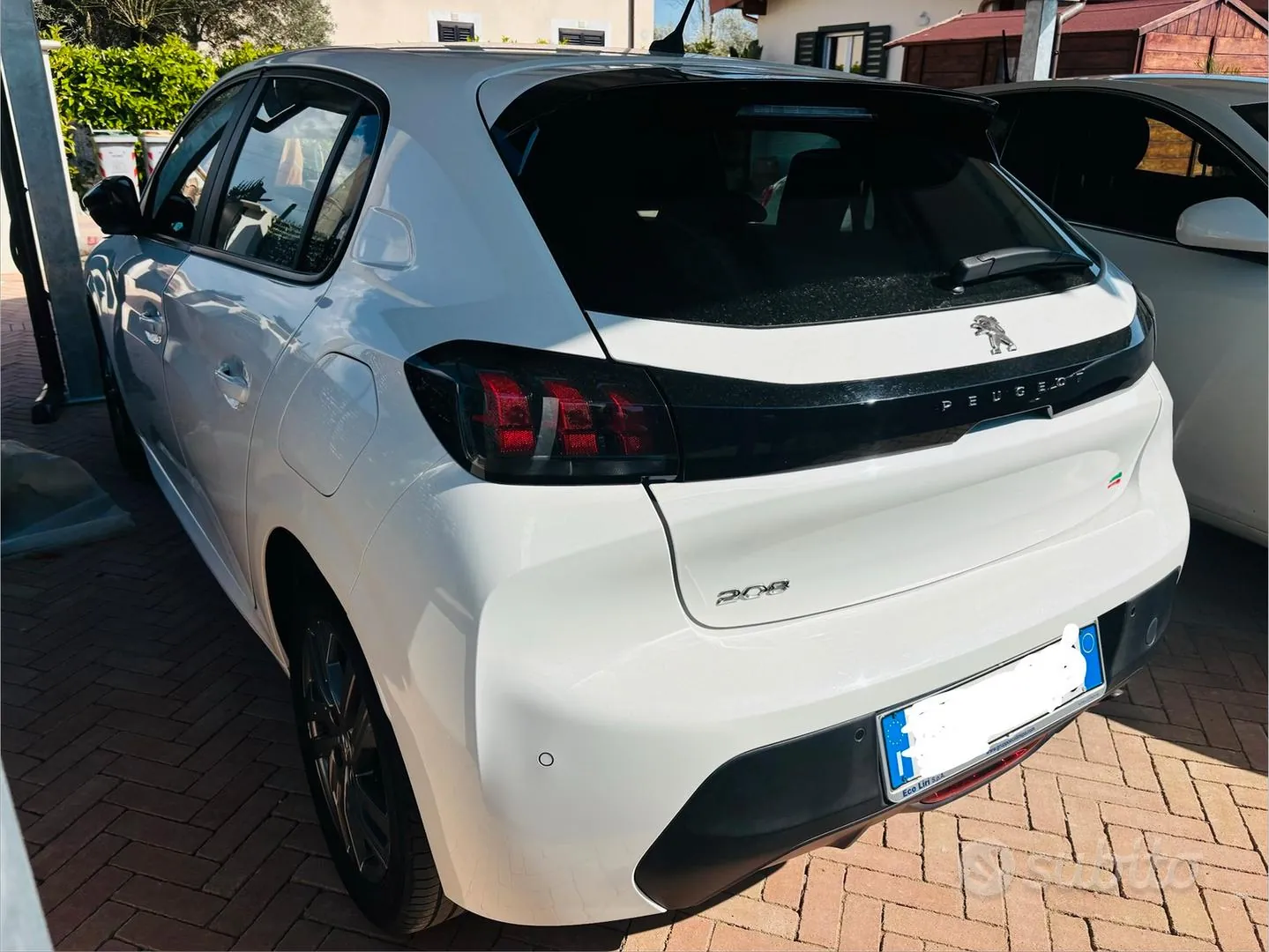 Peugeot 208 2022 photo 3