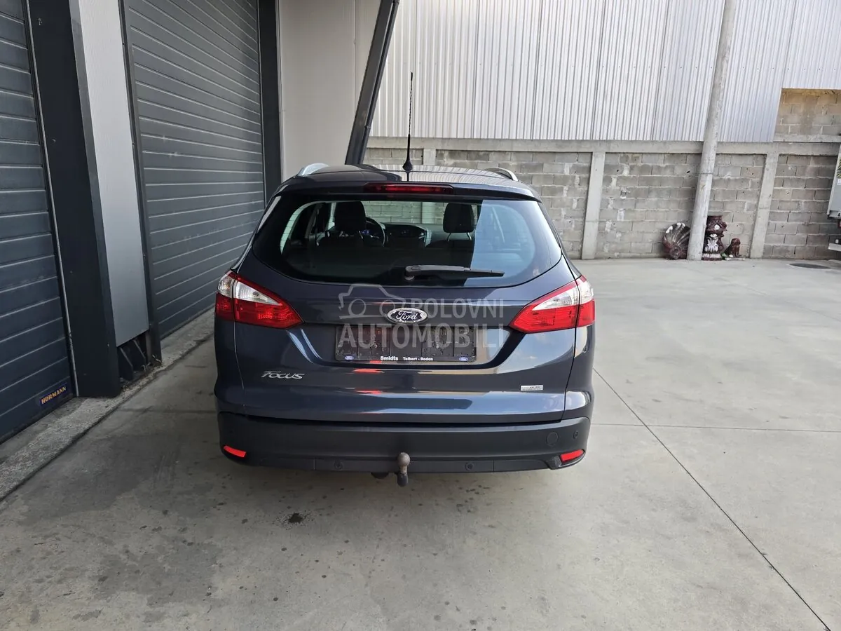 Ford Focus 2013 photo 4