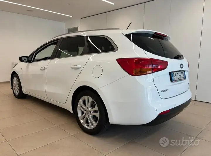 Kia Ceed 2015 photo 4