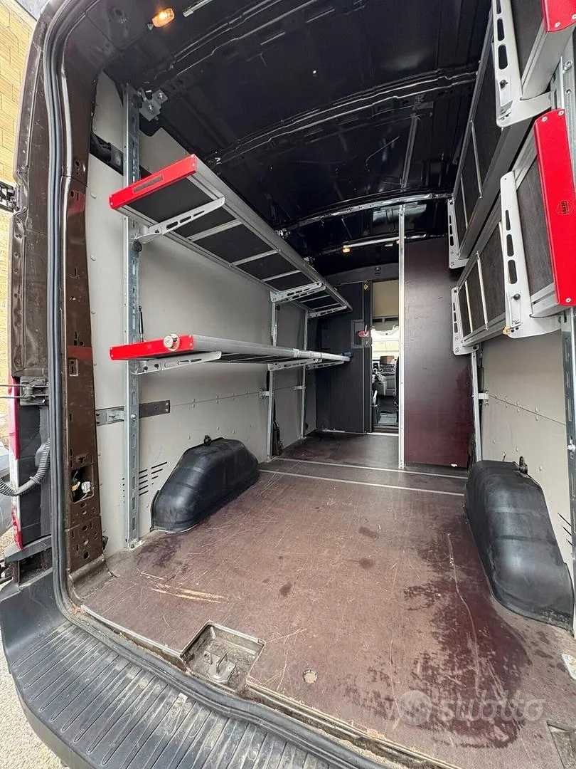 Ford Transit 2022 photo 4