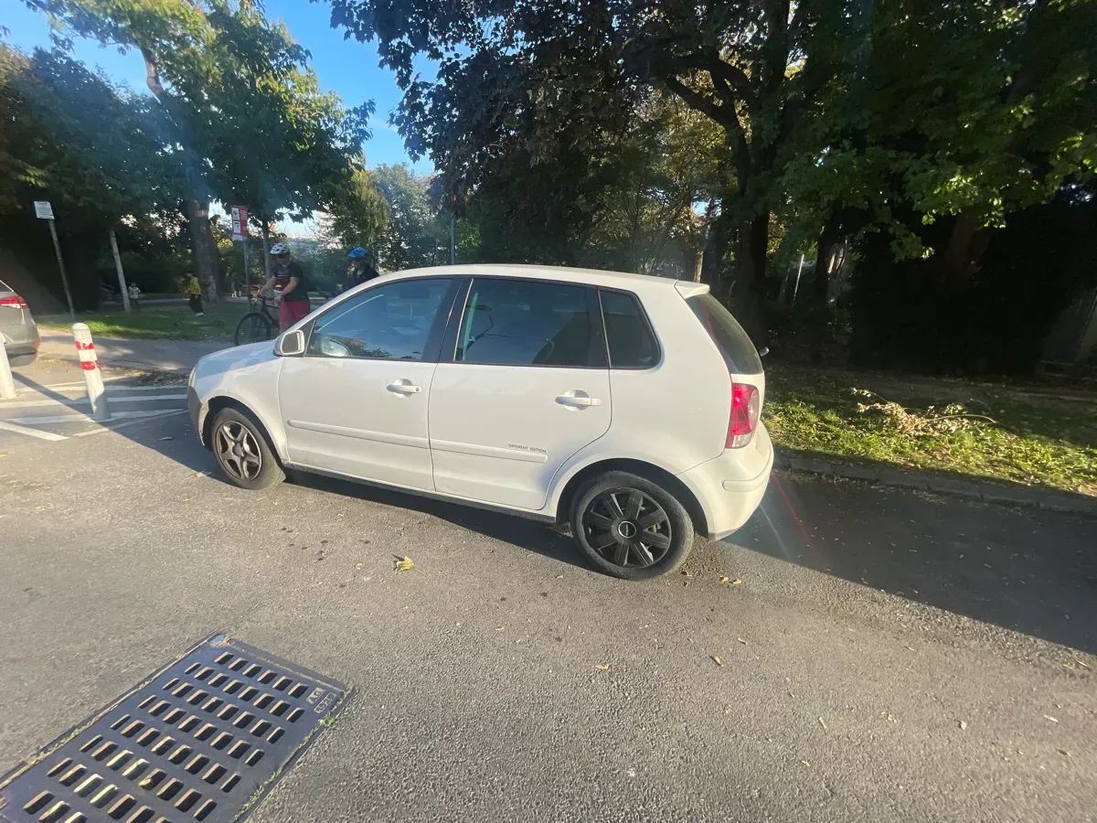 Volkswagen Polo 2007 photo 2