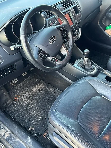 Kia Rio 2013 photo 2