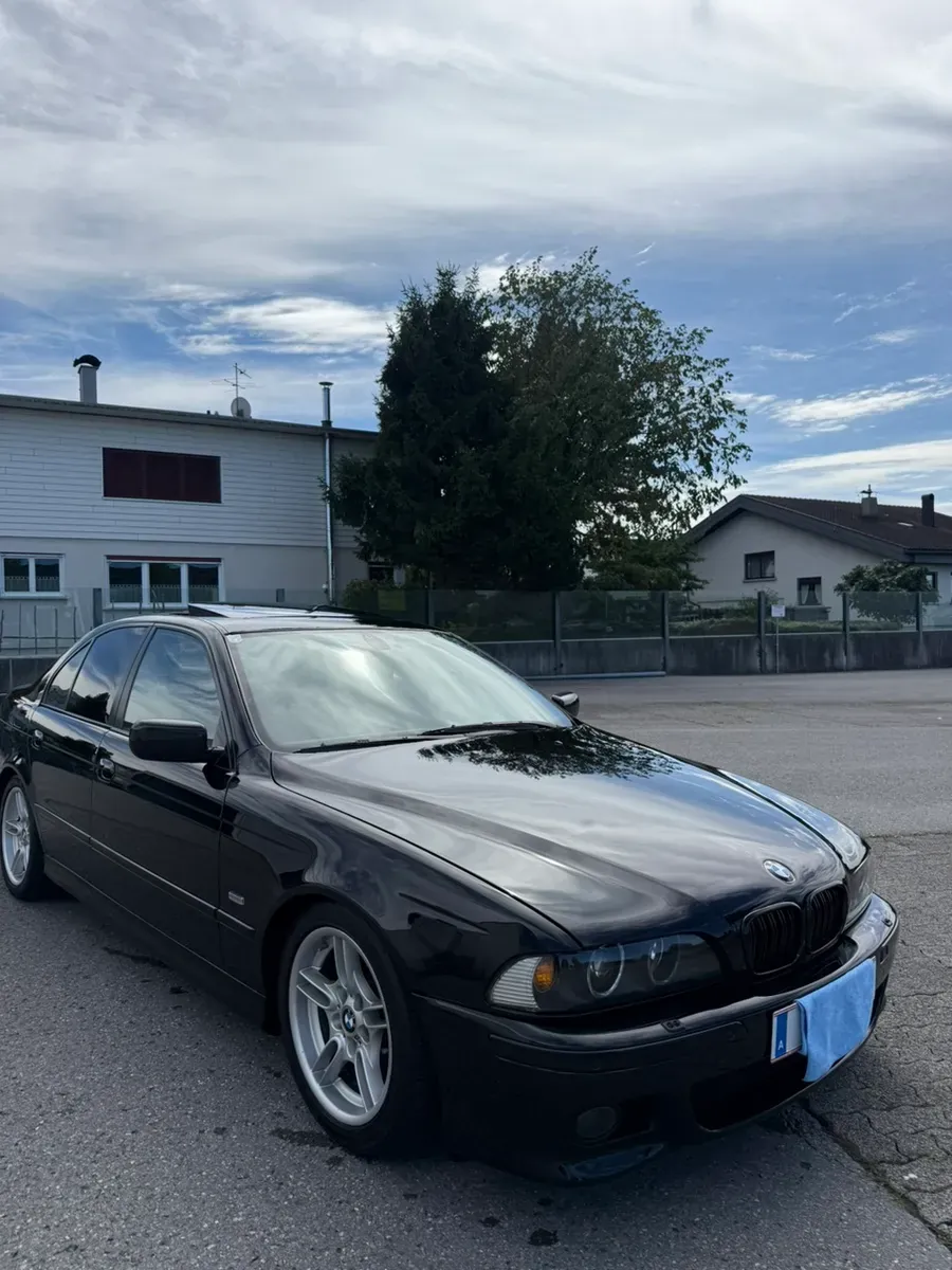 BMW 5 Series 2001 photo 3
