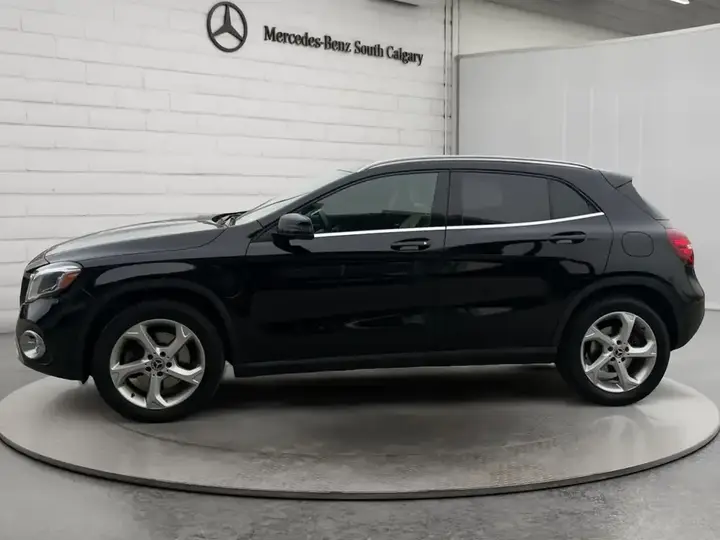 Mercedes-Benz Gla 2018 photo 2