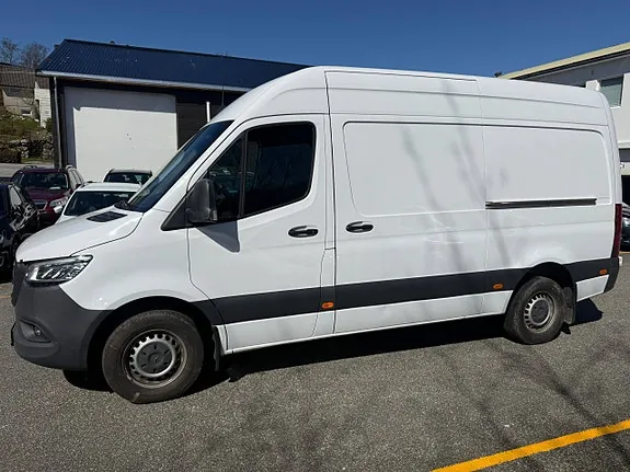 Mercedes-Benz Sprinter 2022 photo 4