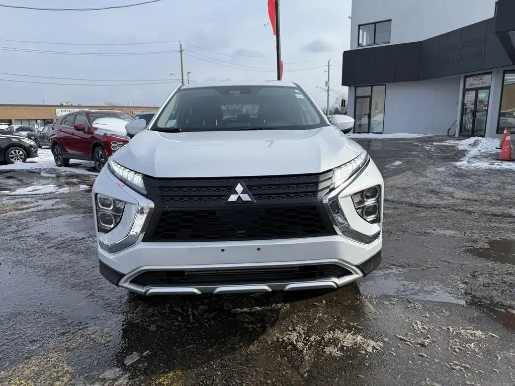 Mitsubishi Eclipse Cross 2024 photo 3