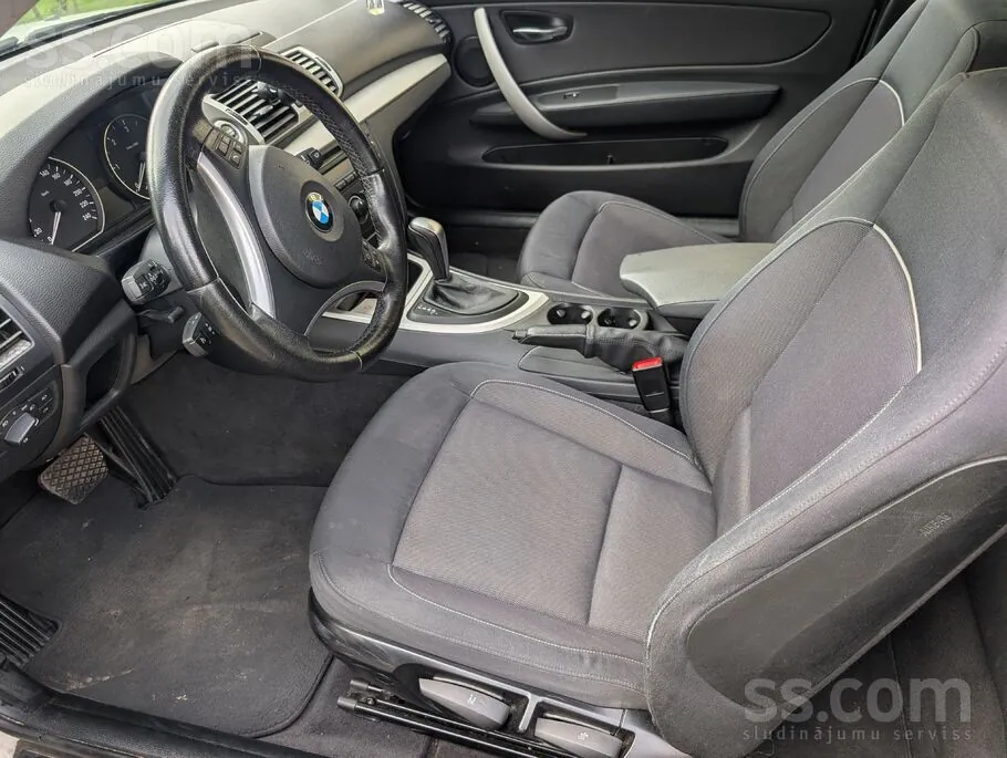 BMW 118D 2009 photo 5
