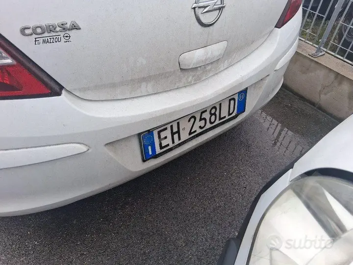 Opel Corsa 2011 photo 4