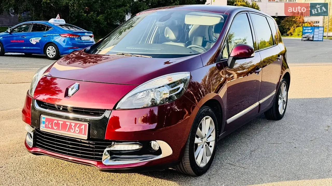 Renault Scenic 2012 photo 4