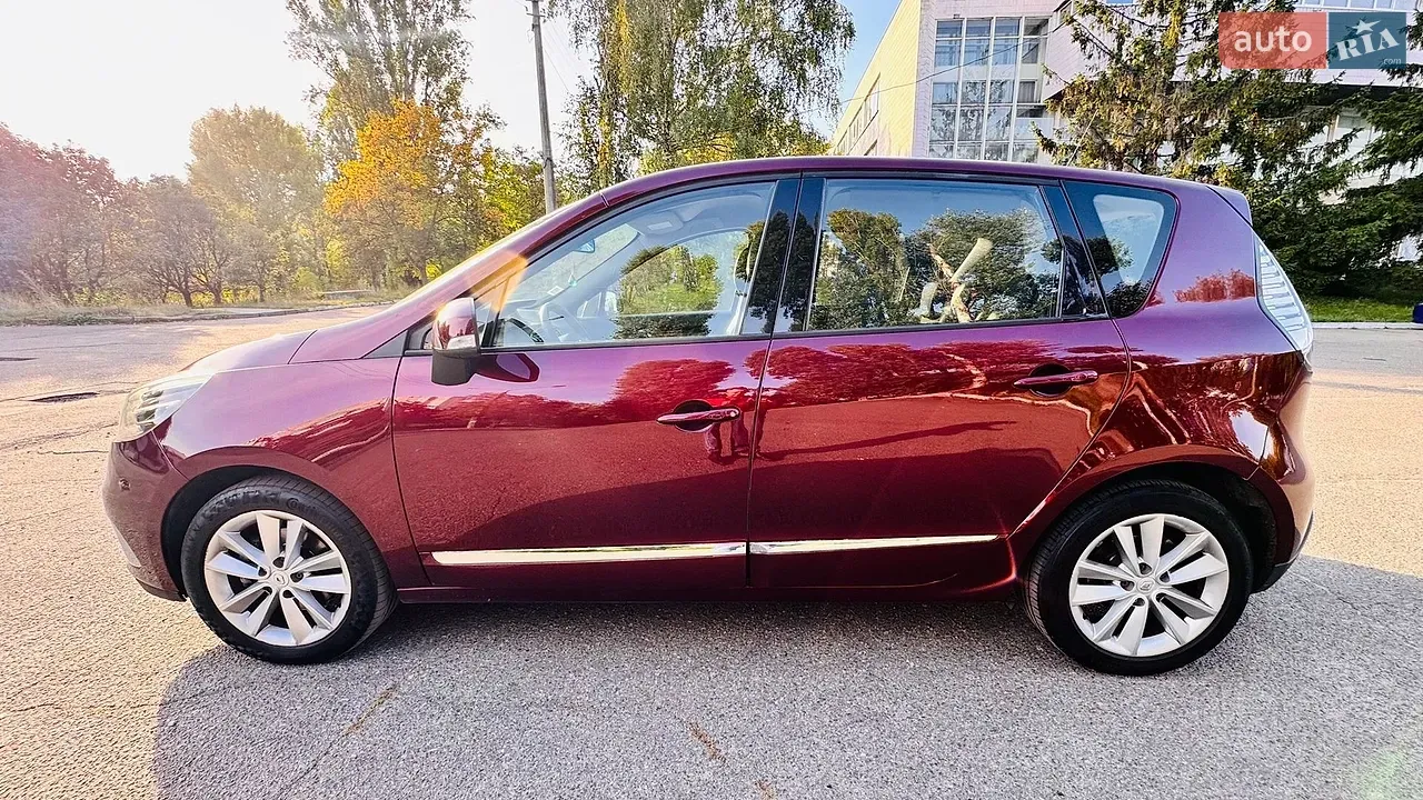 Renault Scenic 2012 photo 5
