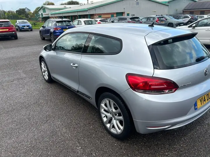 Volkswagen Scirocco 2010 photo 4