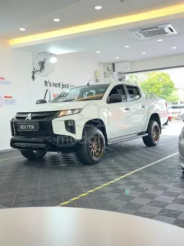 Mitsubishi Triton