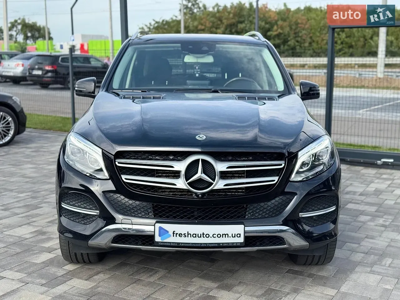 Mercedes-Benz Gle-Class 2017 photo 2