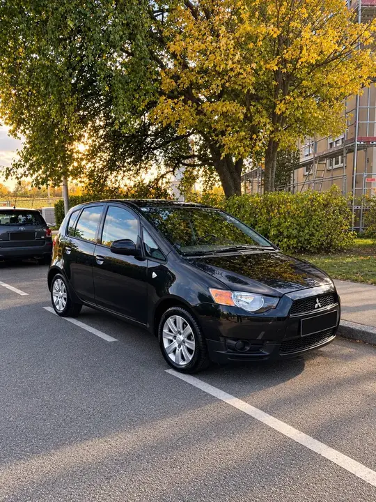 Mitsubishi Colt