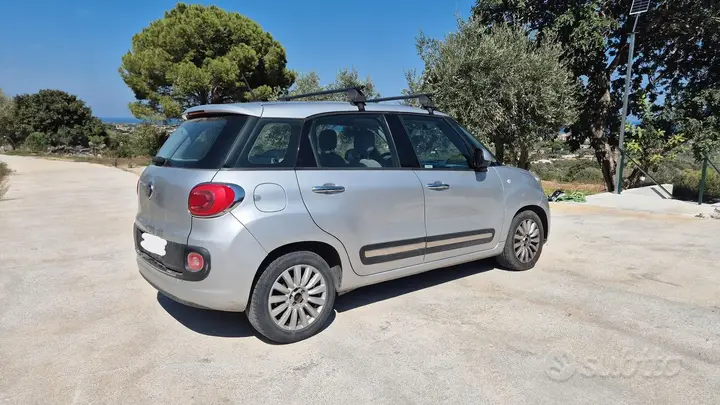 Fiat 500L 2016 photo 2