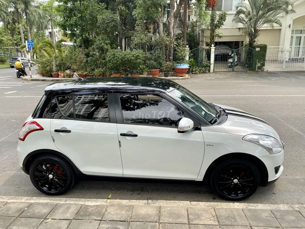 Suzuki Swift 2015 photo 3