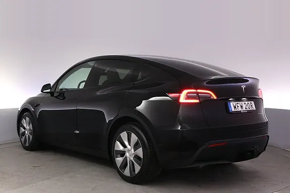 Tesla Model Y 2023 photo 4